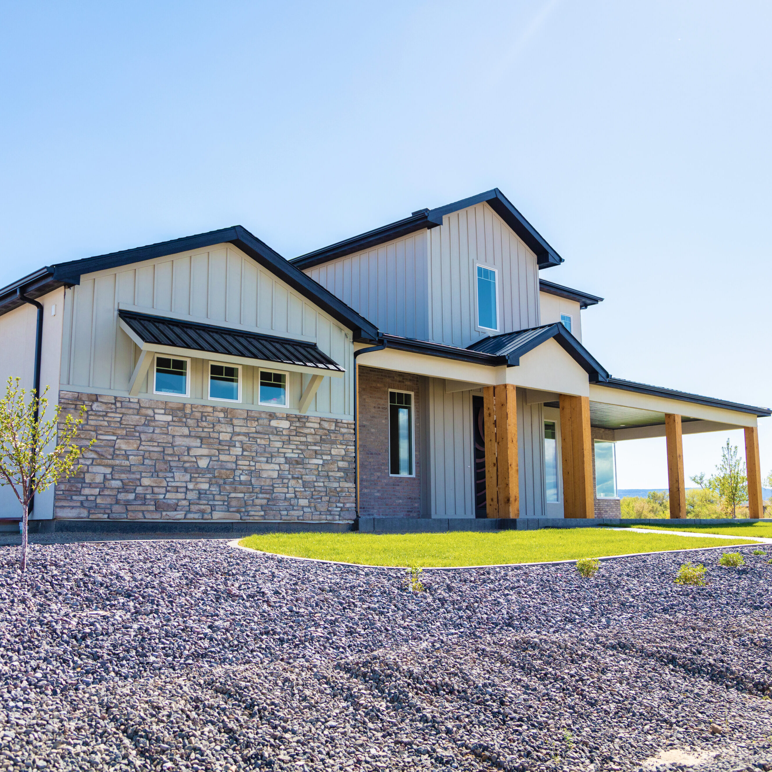 Modern single-family house with covered porch